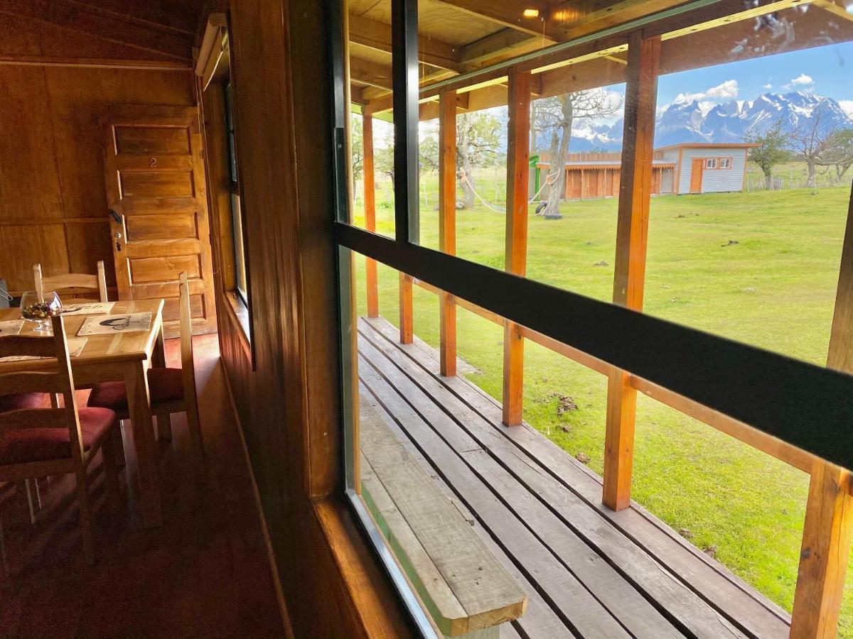 Cabanas Vista Al Paine Torres del Paine National Park Bagian luar foto